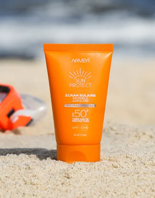 ÉCRAN SOLAIRE INVISIBLE SPF 50 + SUN PROTECT ÉCRAN SOLAIRE INVISIBLE SPF 50 + SUN PROTECT