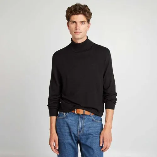 pull col roulé en maille fine noir pull col roulé en maille fine noir