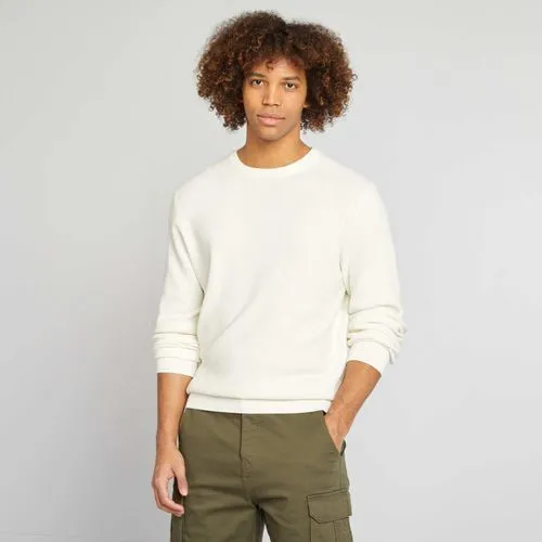 pull en maille piquée col rond blanc pull en maille piquée col rond blanc
