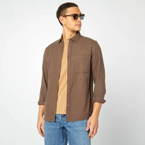 chemise en flanelle avec poches poitrine marron chemise en flanelle avec poches poitrine marron