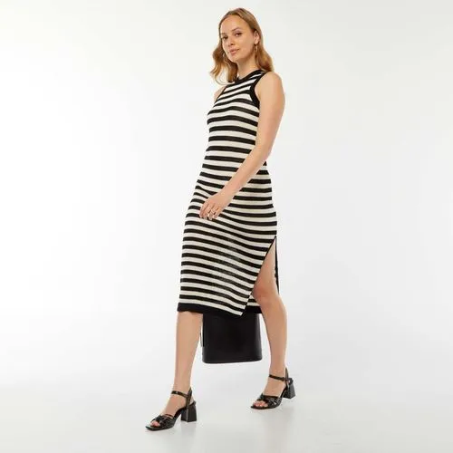 robe longue sans manches beige robe longue sans manches beige