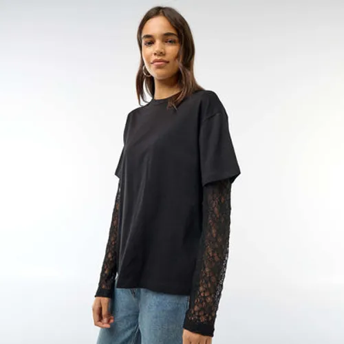 tee-shirt 2-en-1 avec manches en dentelle noir