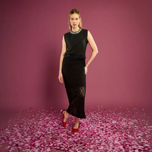 jupe longue en dentelle noir jupe longue en dentelle noir